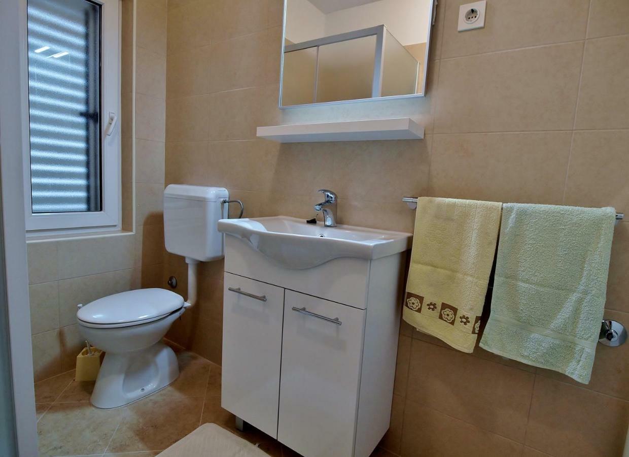 Apartments Ljubica Barbat na Rabu Экстерьер фото