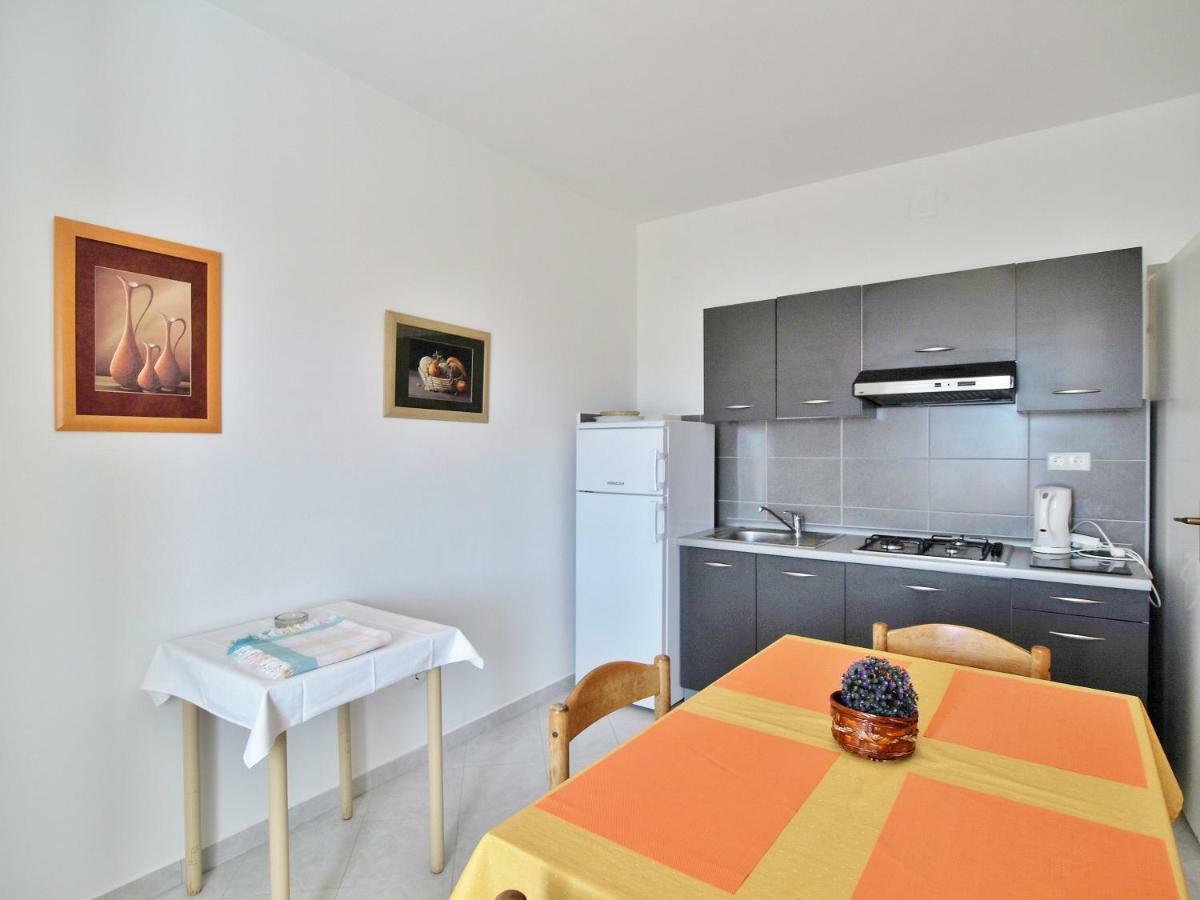 Apartments Ljubica Barbat na Rabu Экстерьер фото