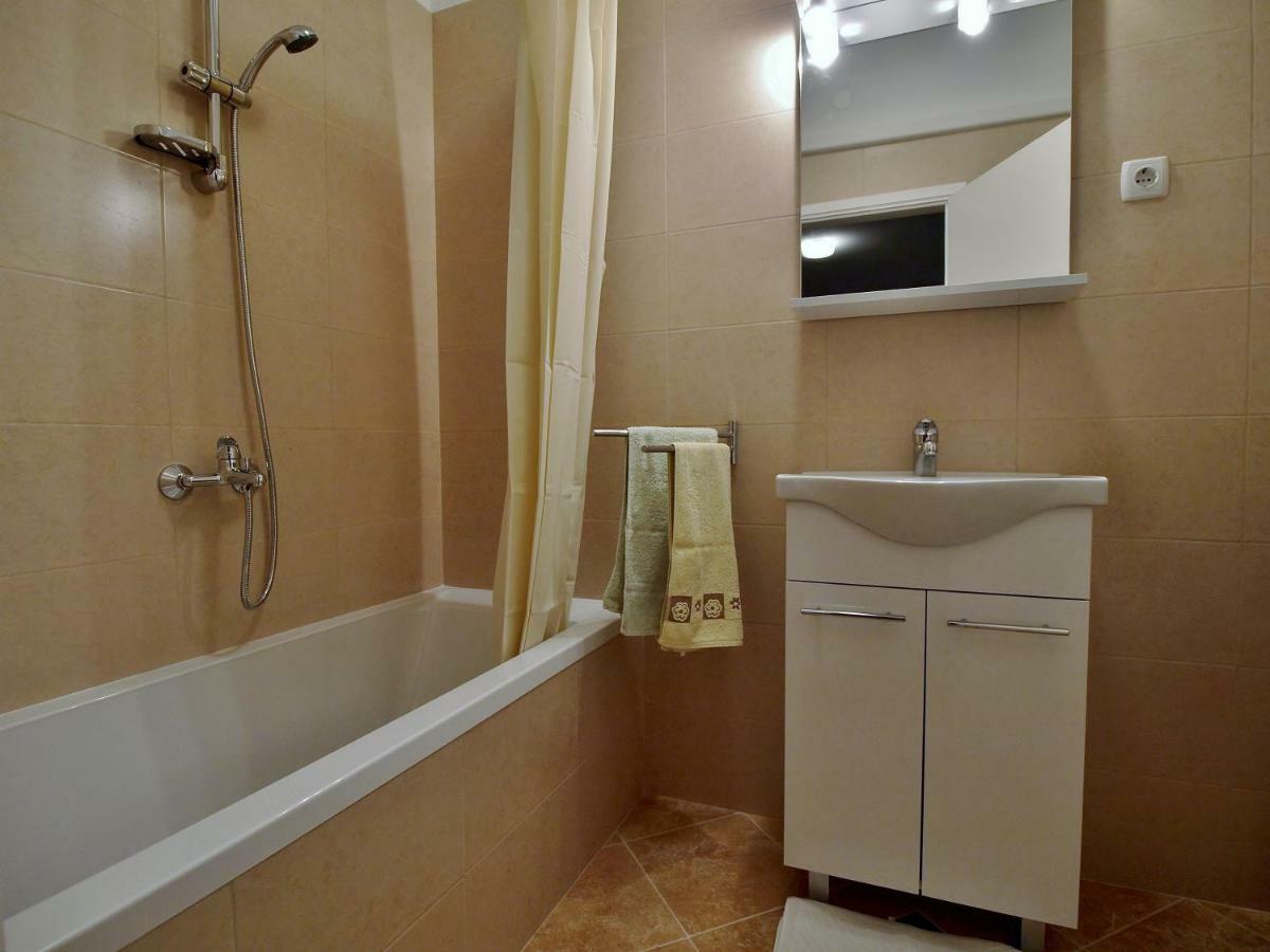 Apartments Ljubica Barbat na Rabu Экстерьер фото
